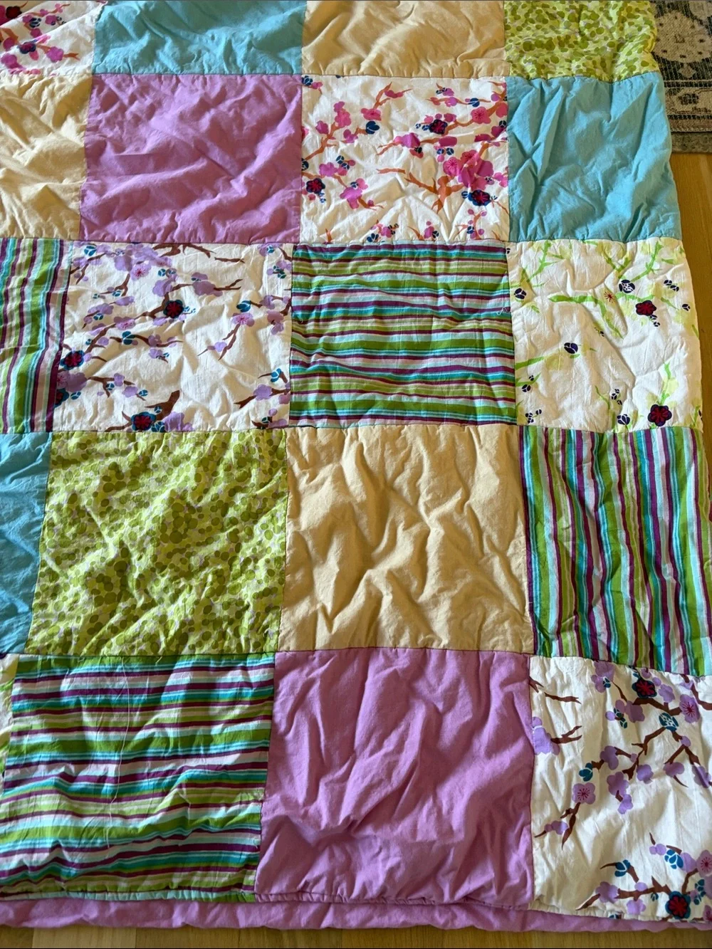 Anthropologie inspired lightweight quilt , twin, dorm quilt